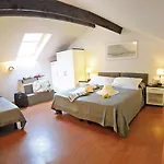 Residenza Le Terrazze Lejlighedshotel 4*