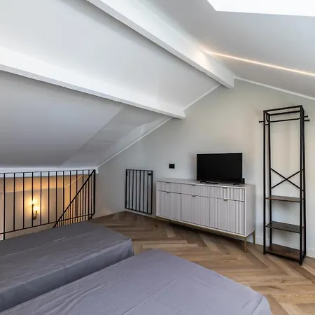 Residenza Le Terrazze アパートホテル アラッシオ