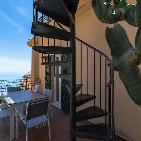 Residenza Le Terrazze アラッシオ